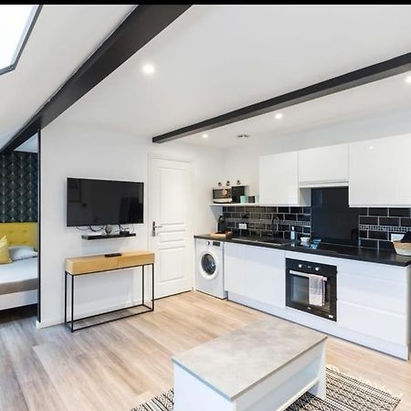 Bienvenue A Reims Type Studio Charmant Et Lumineux 2Eme Etage エクステリア 写真